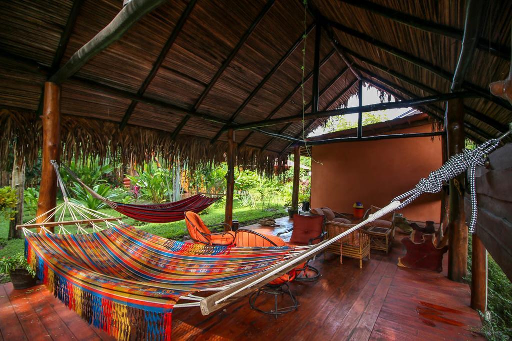 Guava Lodge Playa Matapalo Exterior foto